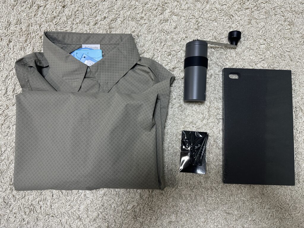 福袋の中に入っていた4点のアイテム