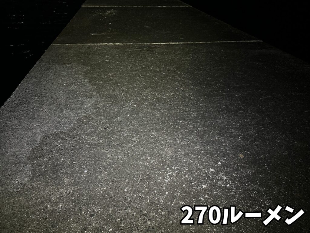 室見川河口で撮影。がまかつLEHL270CMPの270ルーメンの光量